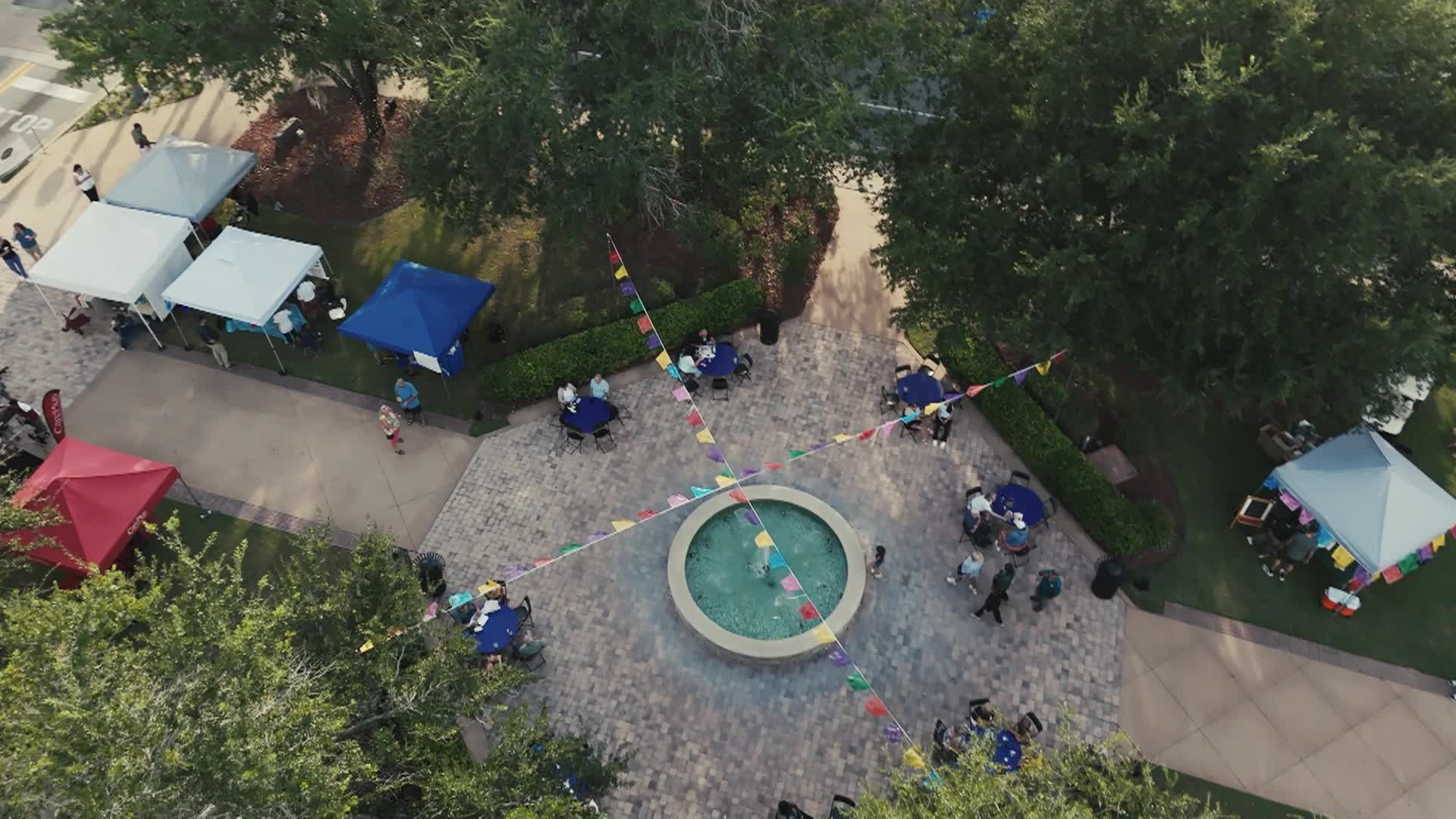 Fiesta En La Plaza 2025