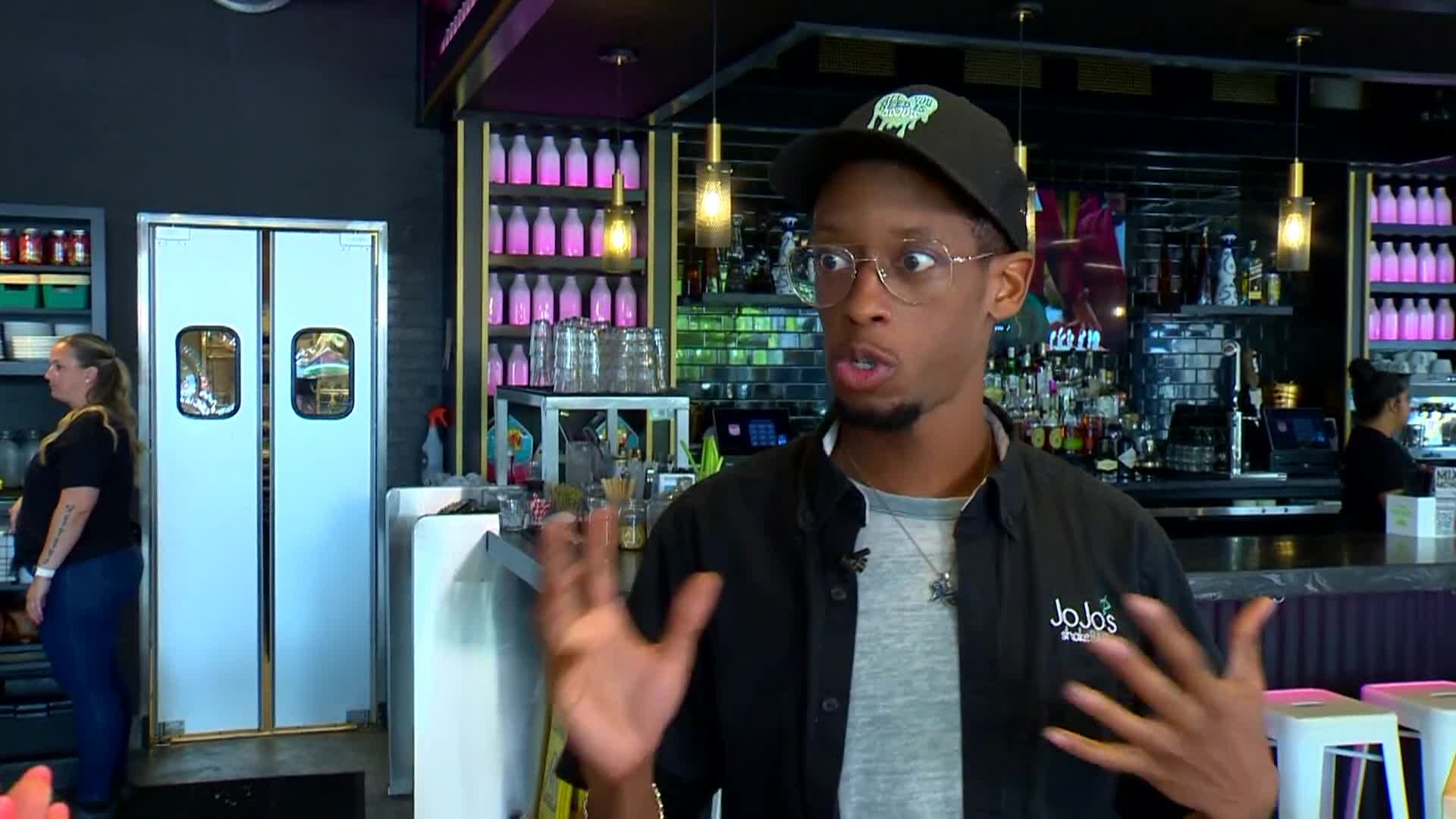 cafe___october_2025_week_three___october_13-19_2025 (1080p)